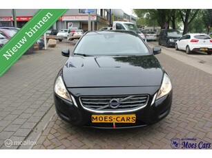 Volvo V60 1.6 D2 Kinetic