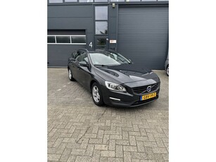 Volvo V60 D2