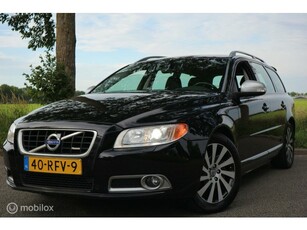 Volvo V70 2.0T R-Design AUTOMAAT/XENON/LEDER/NAP