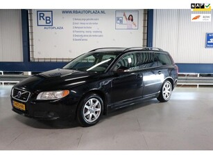 Volvo V70 2.5T Kinetic / YOUNGTIMER / BLACK EDITION ! ! !