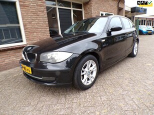 BMW 1-serie 116i Business Line Navi