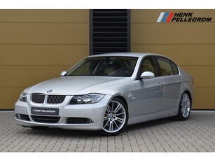 BMW 3-serie 325i Executive * Youngtimer * Navigatie Professional * PDC voor en achter * Trekhaak *