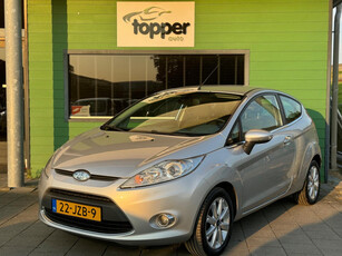 Ford Fiesta 1.25 Ghia / Airco / Aux / CruiseControl / Nieuwe APK /