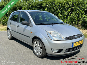 Ford Fiesta 1.3 Futura grijs airco apk