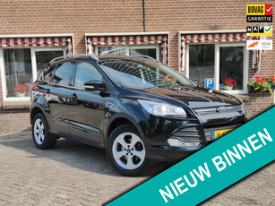 Ford Kuga 1.5 Titanium Airco Cruise Verw. stoelen Pdc Tr.haak - RIJKLAAR -