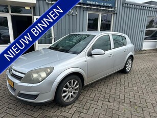 Opel Astra 1.4 Enjoy (bj 2004)