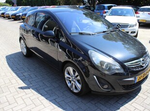 Opel Corsa 1.4-16V COSMO