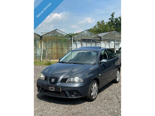 SEAT IBIZA 1.4 16v chill out Airco/ Dakje/ goed onderhouden