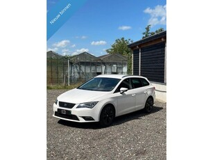 SEAT LEON ST 1.6 TDI Ecomotive Lease Sport Airco, Xenon