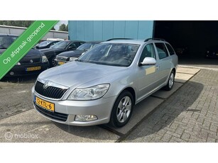 Skoda Octavia Combi 1.4 TSI Ambition Business Line Navi