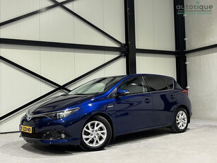 Toyota Auris 1.8 Hybrid Dynamic Aut. | navi | stoelverwarming | trekhaak |