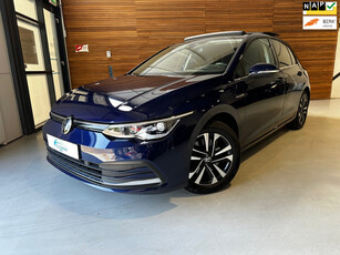 Volkswagen Golf 1.5 eTSI Style | Full Option | PANO | Camera | Head-up | IQ-LED | Ambient | ACC | Carplay | Ergoactive | Trekhaak