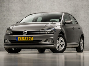 Volkswagen Polo 1.0 TSI Sportline (APPLE CARPLAY, GROOT NAVI, LM VELGEN, PARKEERSENSOREN, SPORTSTOELEN, CRUISE, LED ACHTERLICHTEN, START/STOP, NIEUWSTAAT)