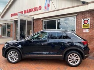 Volkswagen T-Roc 1.5 TSI STYLE 150PK DSG7 - NAVIGATIE - TREKHAAK - DAB - STOELVER