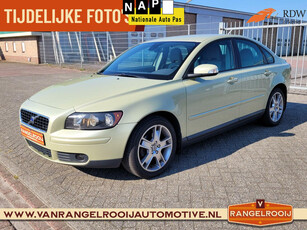 Volvo S40 2.0 Edition II Sport, clima, cruise, trekhaak, pdc, 17