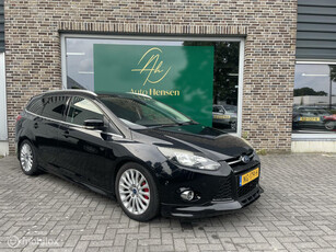 Ford Focus Wagon 1.0 EcoBoost ST Titanium