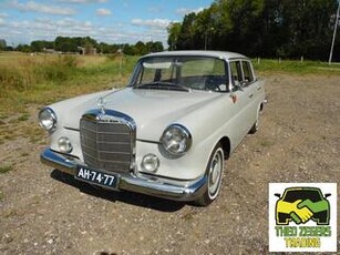 Mercedes-Benz 190