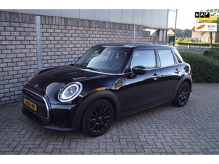 Mini Mini 1.5 One Business Edition Autom Half Leder Sportst Navi Camera Clima Cruise PDC Apple Carplay LMV NL Auto.