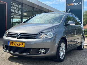 Volkswagen Golf 1.2 TSI Highline Bluemotion '' Clima - PDC Navigatie Trekha