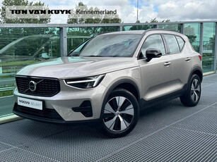 Volvo XC40 1.5 T4 Recharge Plus Dark Hybrid, Automaat, Driver assist, BLIS, Intellisafe assist- en surround, Stoelverwarming, Stuurverwarming, 19 inch wielen