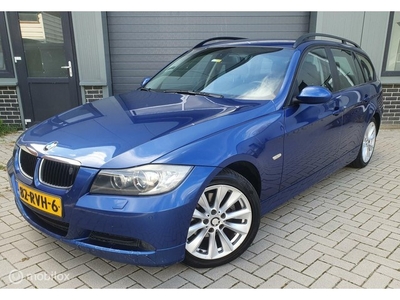 BMW 3-serie Touring 320d/ AIRCO/ TREKHAAK