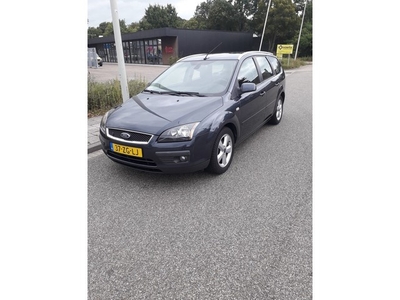 Ford Focus Wagon 1.8-16V Ambiente Flexifuel AIRCO