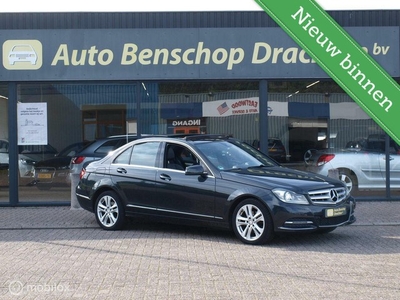 Mercedes C-klasse 180 Xenen Panorama Stoelverw Navi Pdc