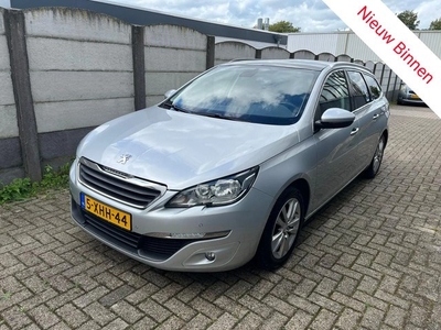 Peugeot 308 SW 1.6 BlueHDI Blue PANO/ LM VELGEN/ NAVI/