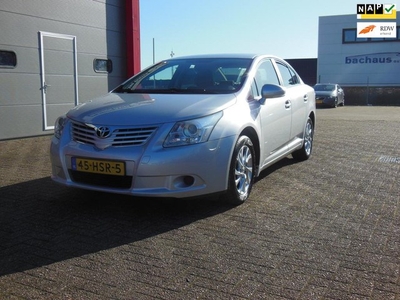 Toyota Avensis 1.6 VVTi Comfort Airco/ PDC / Navi/ Trekhaak