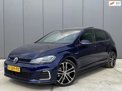 Volkswagen GOLF 1.4 TSI 204pk GTE PHEV Panoramadak / Active