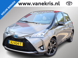 Toyota Yaris 1.5 Hybrid Bi-Tone, Navi