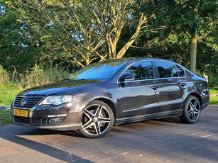 Volkswagen Passat 2.0 FSI Highline Business