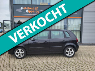 Volkswagen Polo 1.4-16V Optive