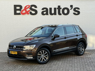 Volkswagen Tiguan 1.4 TSI ACT Highline Trekhaak Navigatie Adaptive cruise Pdc voor en achter Clima