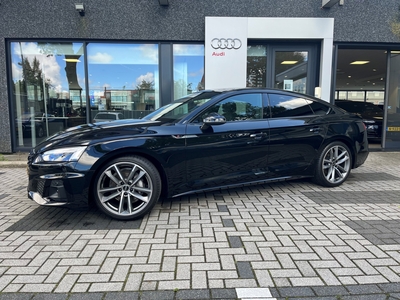 AUDI A5 Sportback 40 TFSI S edition Competition | 19 inch, Panoramadak, Adaptieve cruisecontrol, side assist, Optiek pakket zwart Plus, Wegklapbare trekhaak