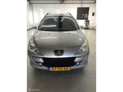 Peugeot 307 Break 1.6-16V Oxygo met nieuw APK