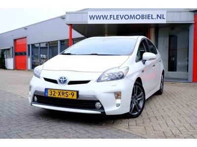 Toyota Prius 1.8 Plug-in Dynamic Aut. NaviHUDClimaCamLMV