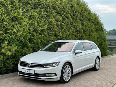 VOLKSWAGEN PASSAT Variant 2.0 TSI Highline CarPlay Camera 360°