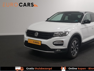 VOLKSWAGEN T-ROC 1.5 TSI Style Active | Navigatie | Climate Control | Parkeersensoren V+A | Winterpakket | We Connect Plus