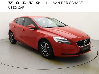 VOLVO V40 T2 122pk Automaat Nordic+ / Standkachel / Stoelverwarming / PDC Achter / Bluetooth / 16'' / On Call / Navigatie / LED / Cruise Control /