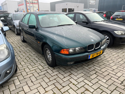 BMW 5-serie 523i Executive