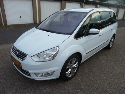 Ford Galaxy 1.6 SCTi Titanium 7 persoons beschrijving lezen