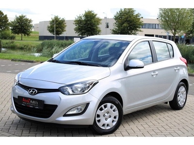 Hyundai I20 1.2i i-Drive l Airco l Elek Pak l APK 02-2025