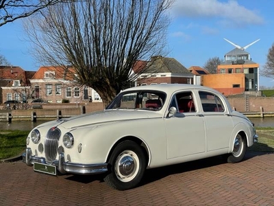 Jaguar Mk1 3.4L 6-cil. lijn met “C” cilinderkop | Overdrive | Matching Numbers | Stuurbekrachtiging