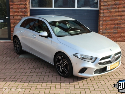 MERCEDES A-KLASSE 220 Premium Plus