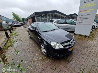 Opel Tigra TwinTop 1.8-16V Linea Nera