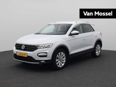 VOLKSWAGEN T-ROC 1.0 TSI Style Business 110 PK | Navigatie | Apple Carplay | Android Auto | Automatisch Achterklep | Digital Cockpit Pro | Parkeersensoren | DAB | Spiegels Inklapbaar | Climate Control | Adaptive Cruise Control |