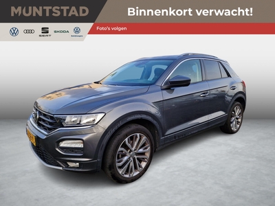 VOLKSWAGEN T-ROC 1.5 TSI 150PK Style Business DSG | Navigatie | PDC | Trekhaak | Apple CarPlay/Android Auto | 17