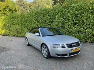 Audi A4 Cabriolet 2.4 V6 Exclusieve uitv zeer mooie staat