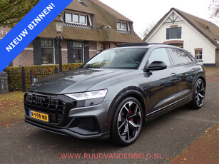 Audi SQ8 4.0TFSI QUATTRO 23-INCH/PANODAK/DAB/CARPLAY/CAMERA